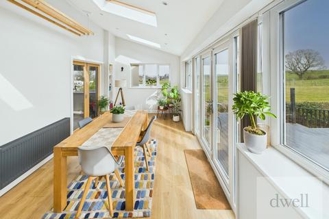 3 bedroom semi-detached bungalow for sale, Whitehall Road, New Farnley, Leeds, LS12