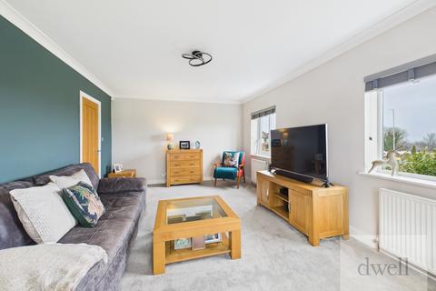 647 Whitehall Road, Leeds, LS12 6HB