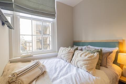 Studio to rent, Draycott Avenue, London SW3