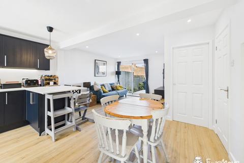 3 bedroom terraced house for sale, Greenhill Close, Winchester, Hampshire, SO22