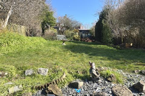 2 bedroom detached bungalow for sale, Charles Close, Hove BN3