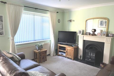2 bedroom detached bungalow for sale, Charles Close, Hove BN3