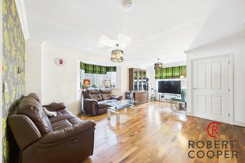 3 bedroom end of terrace house for sale, Allerford Court, North Harrow, HA2