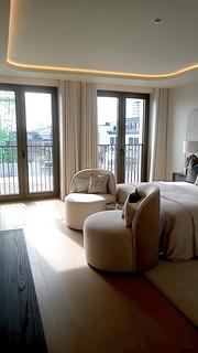 1 bedroom penthouse for sale, Tottenham Court Road, London W1D