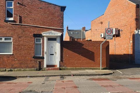 3 bedroom house to rent, Mortimer Road, South Shields