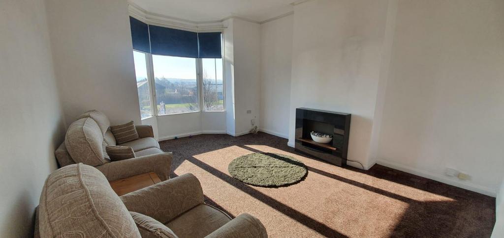 Lounge1.jpg