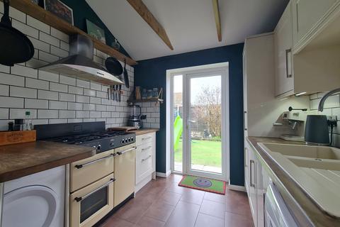 93 Newlands, Whitfield, Dover, CT16 3ND