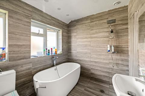 2 bedroom end of terrace house for sale, George Gurr Crescent, Folkestone, Folkestone, CT19