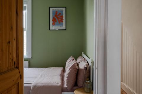 50 Scotts Road, London, E10 6LW