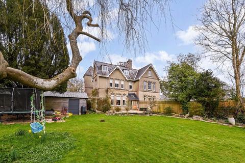 2 bedroom country house for sale, SHEDFIELD