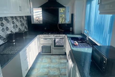2 bedroom detached bungalow for sale, Hillside Close, Blackpool FY3