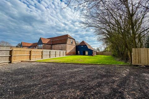 2 bedroom barn conversion for sale, Church Lane, Beaumont