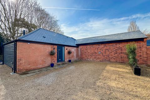 2 bedroom barn conversion for sale, Church Lane, Beaumont
