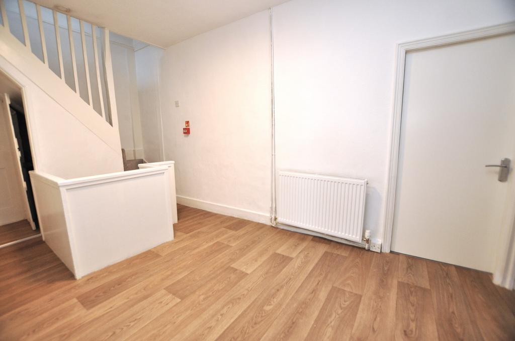 Hallway.JPG