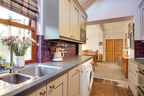 1 Carr Terrace, Luddenden, Halifax, HX2 6QS