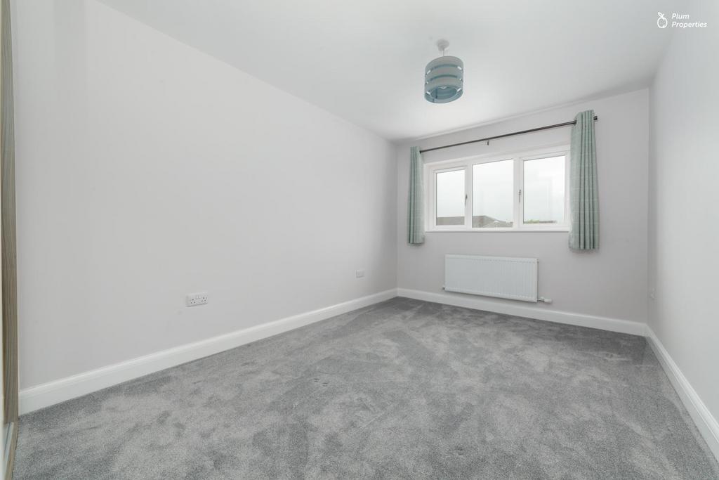7 Quayle Close-3.jpg