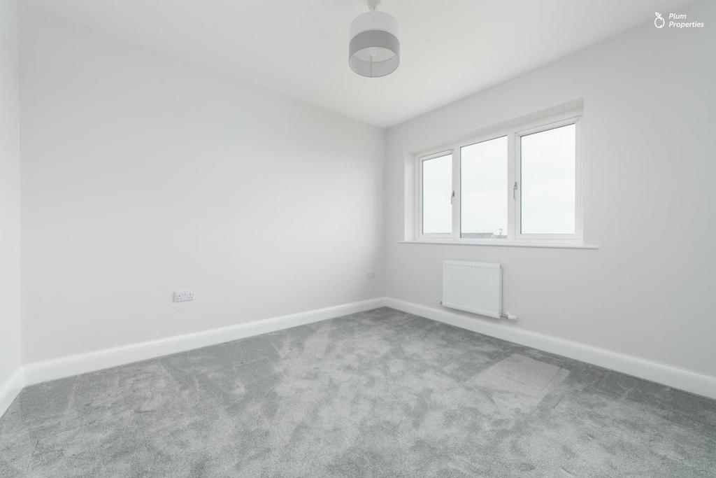 7 Quayle Close-8.jpg