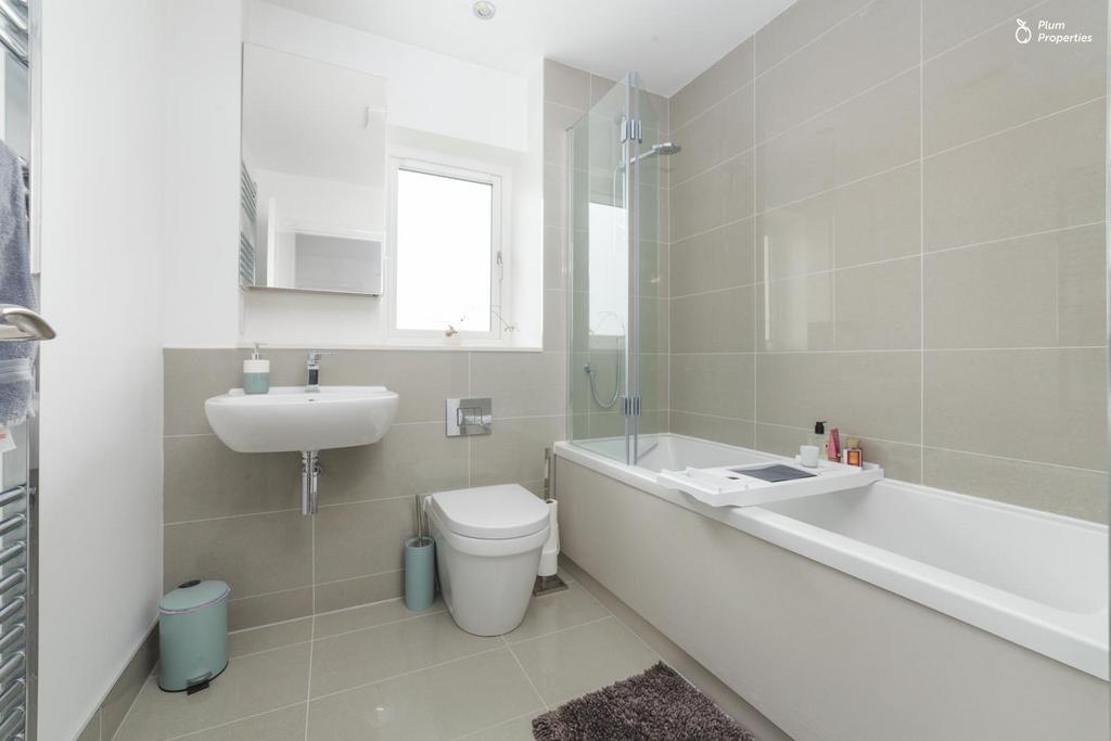 7 Quayle Close-7.jpg