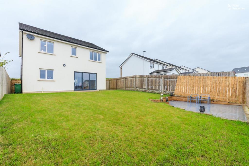 7 Quayle Close-16.jpg