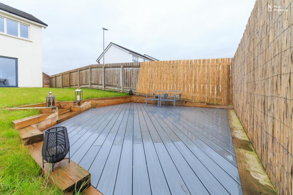 7 Quayle Close-17.jpg