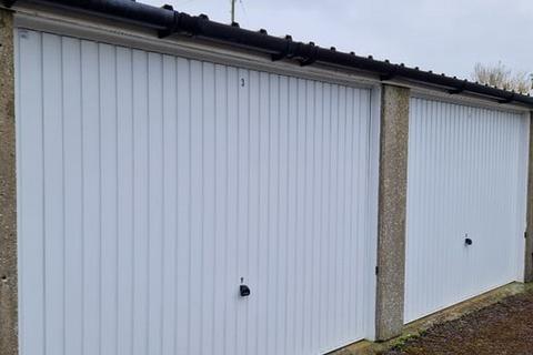 Garage to rent, River View, Froxfield SN8