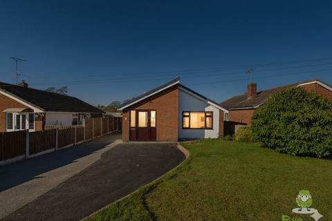 2 bedroom detached bungalow for sale, Cross O'Th Hill Road, Whitchurch SY14