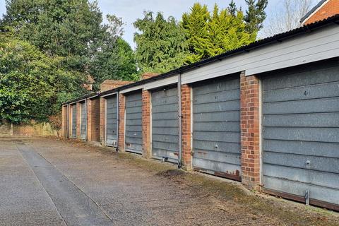 undefined, Thorsden Close, Woking GU22