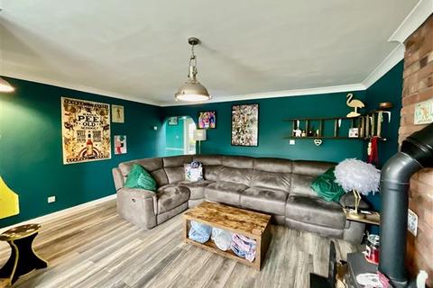15 Marbeck Close, Dinnington, Sheffield, S25 2XL