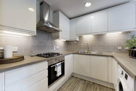 2 bedroom apartment to rent, Westpoint Apartments, London N8