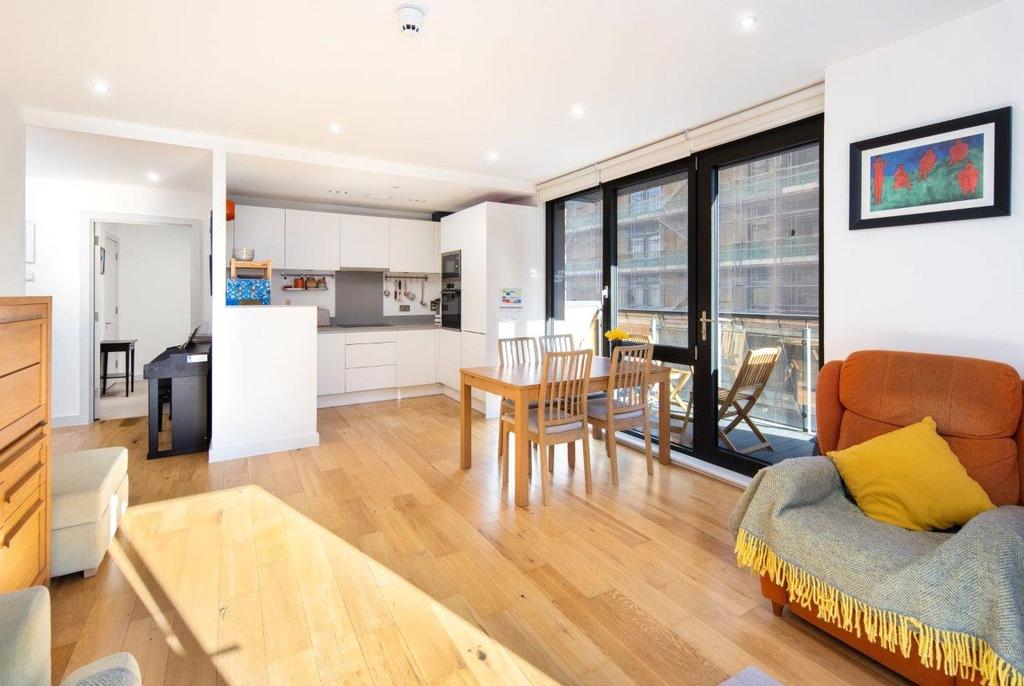 Living Room/Kitchen