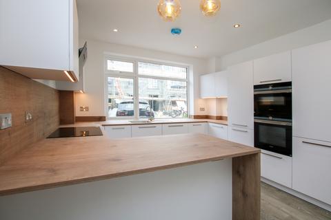 3 bedroom property for sale, Les Bas Courtils Road, St Sampson's, Guernsey, GY2