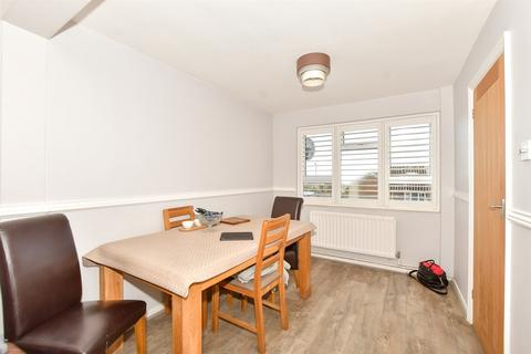 3 bedroom end of terrace house for sale, Hollands Avenue, Folkestone, Kent