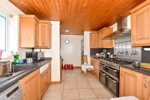 3 bedroom end of terrace house for sale, Hollands Avenue, Folkestone CT19