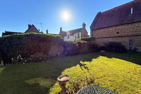 2 bedroom bungalow for sale, Pond Farm Close, Duston, Northampton,  NN5 6JQ