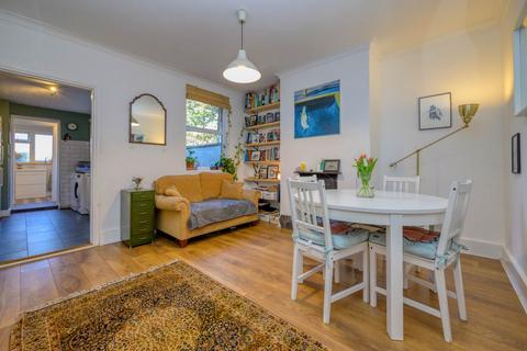 366 Gosbrook Road, Caversham, Reading, RG4 8EG