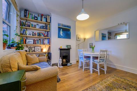 366 Gosbrook Road, Caversham, Reading, RG4 8EG