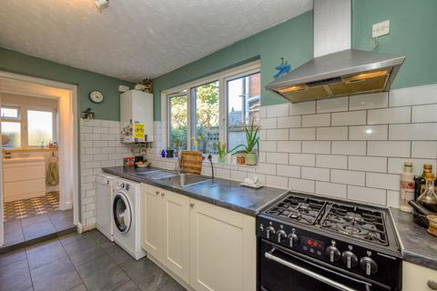 366 Gosbrook Road, Caversham, Reading, RG4 8EG