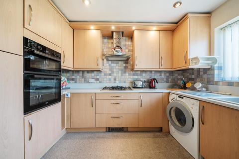 11a Avalon Close, Orpington, BR6 9BS