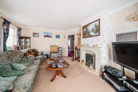 11a Avalon Close, Orpington, BR6 9BS