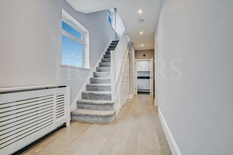 56 Paddock Road, London, NW2 7DL