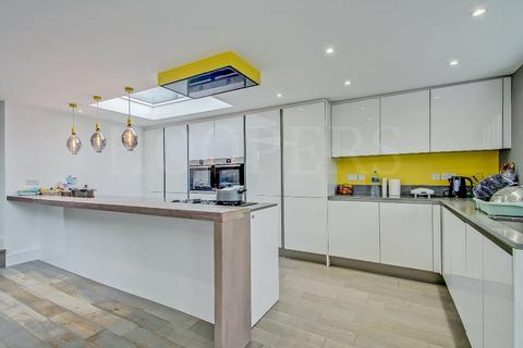 56 Paddock Road, London, NW2 7DL