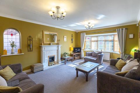 14 Monarch Drive, Kingsmead, Northwich, CW9 8TH
