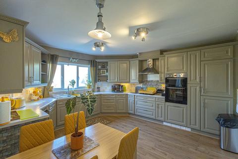 14 Monarch Drive, Kingsmead, Northwich, CW9 8TH