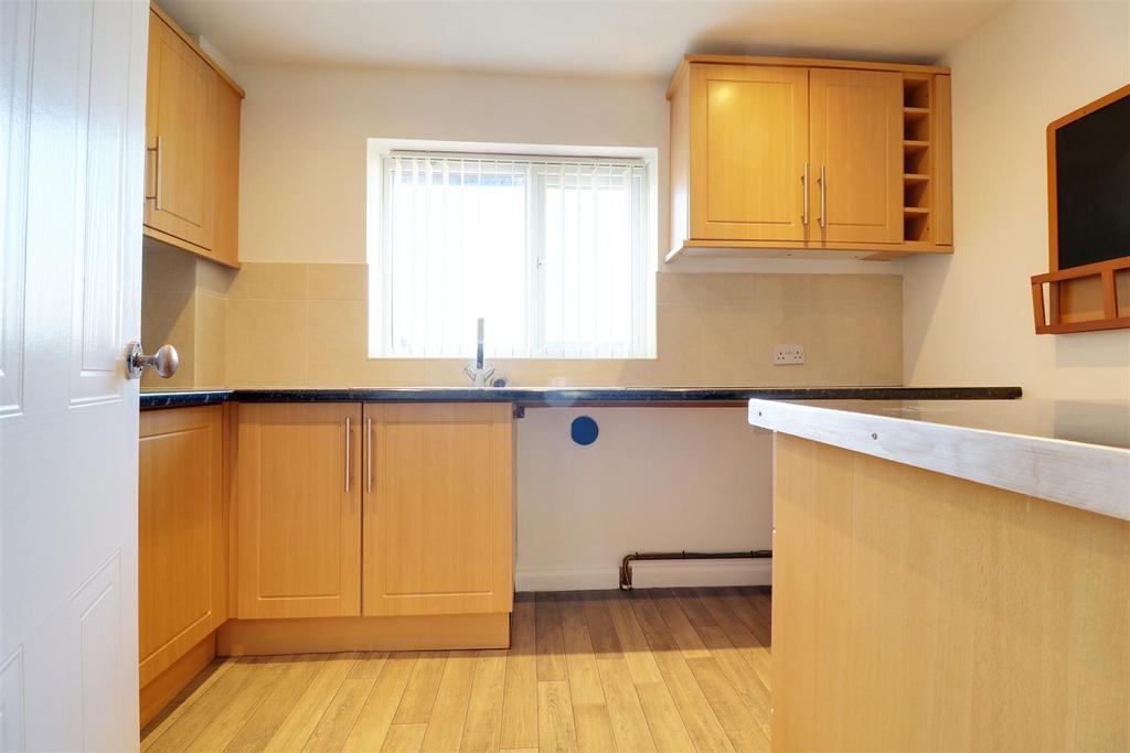 Kitchen 4.jpg