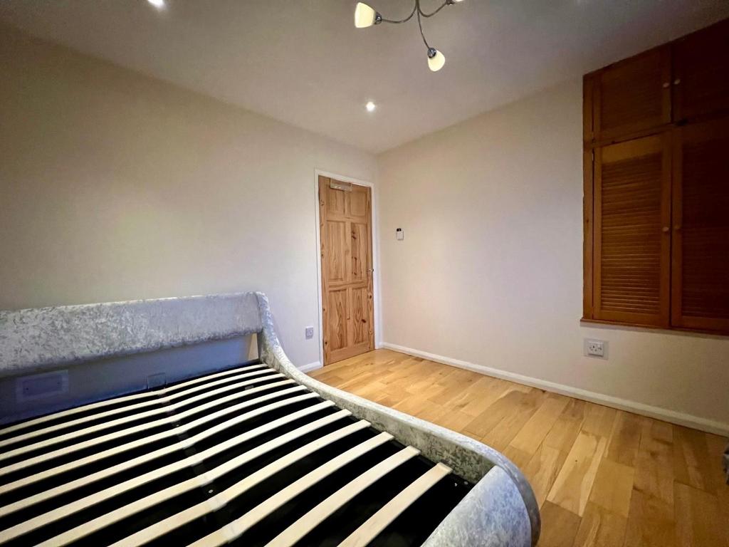 Bedroom1ii.jpg