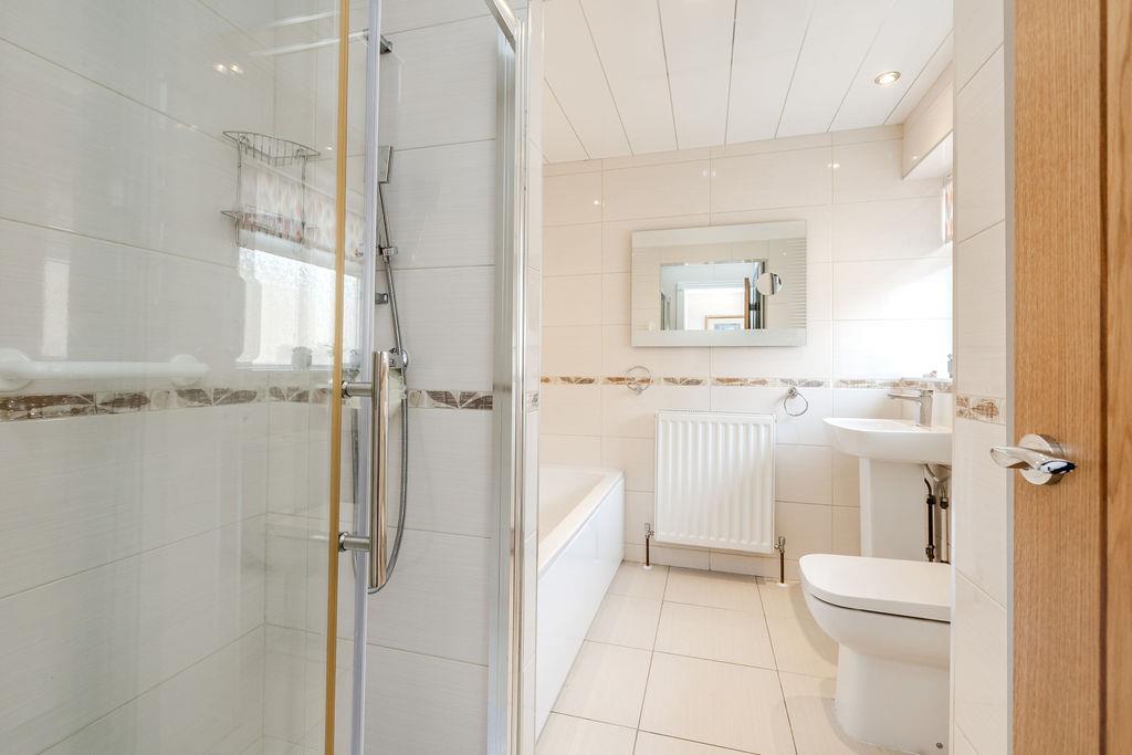 6 Allerdean Cl,Newcastleupon Tyne NE158 XW-2.jpg