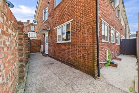 13 Lessness Park, Belvedere, DA17 5BQ