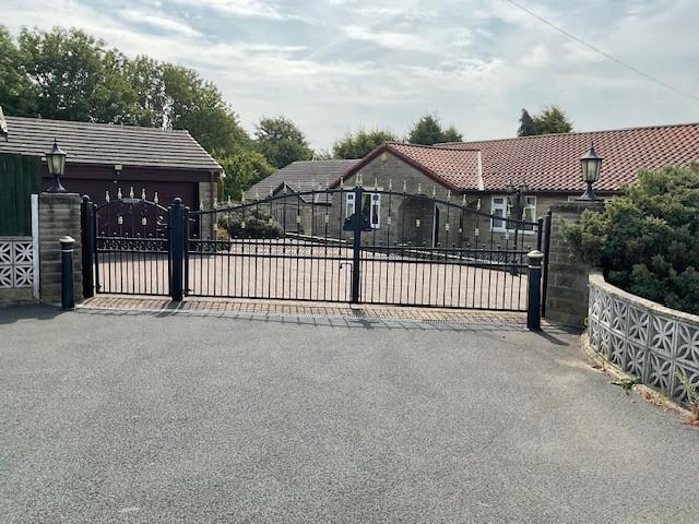 Gates.jpg