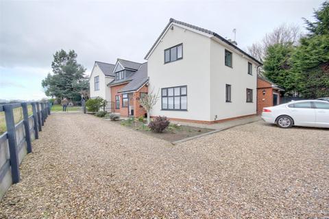 4 bedroom house to rent, Malton Road, Cherry Burton