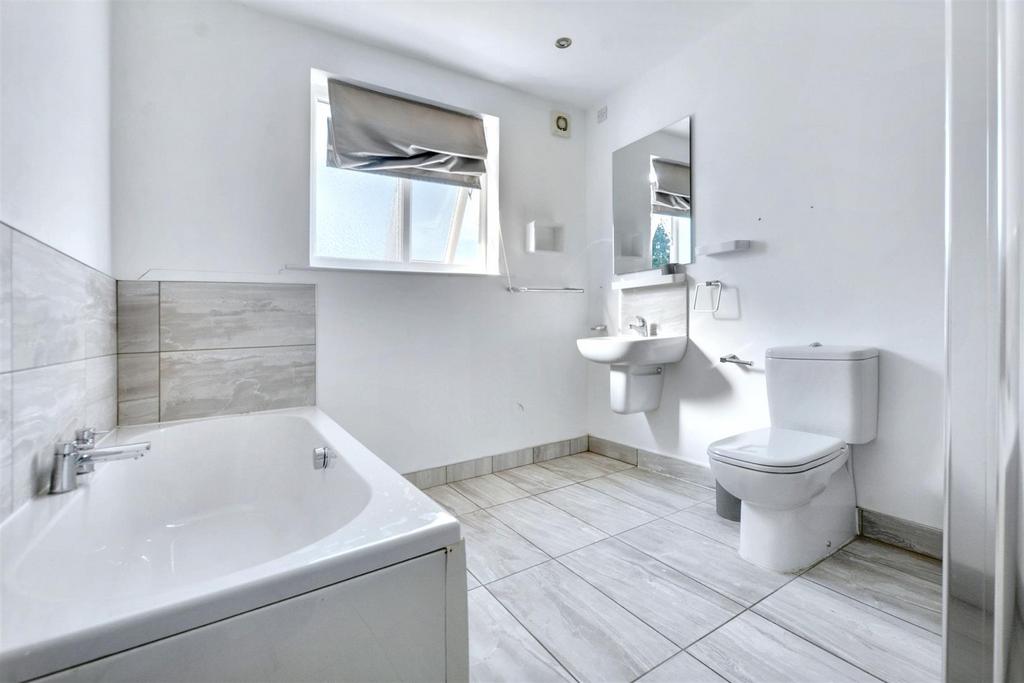 Bathroom.jpeg